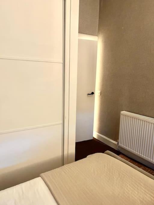 Large 2 Bedroom, Ground Floor Flat, Close To City Edinburgh Exterior photo